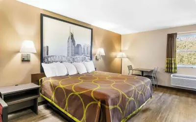 Super 8 by Wyndham Dickson