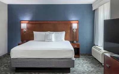 Courtyard by Marriott West Orange