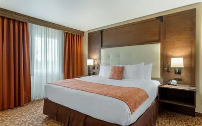 Best Western Plus Mill Creek Inn