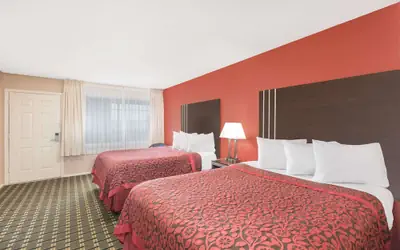 Days Inn by Wyndham College Station University Drive