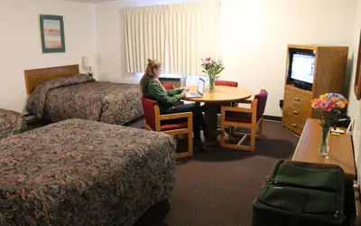 Budget Host Crestview Inn