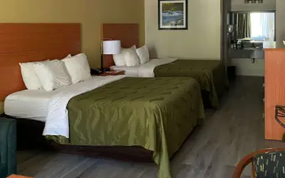 Quality Inn near Manatee Springs State Park