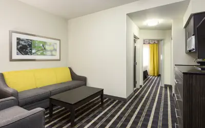 Holiday Inn Express and Suites Norman by IHG