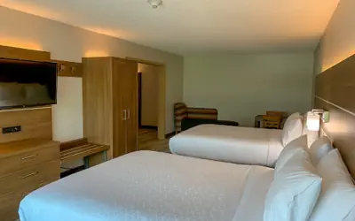 Holiday Inn Express & Suites Lexington Downtown Area-Keeneland by IHG