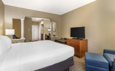 Comfort Inn & Suites Dover-Portsmouth