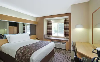 Microtel Inn by Wyndham Charlotte/University Place