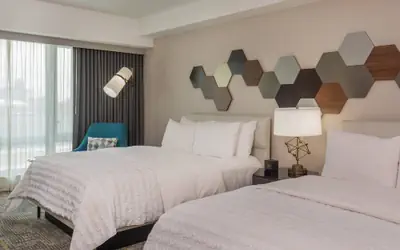 Le Meridien Boston Cambridge