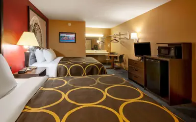 Super 8 by Wyndham Sandusky