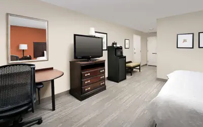 Hampton Inn Lenoir City