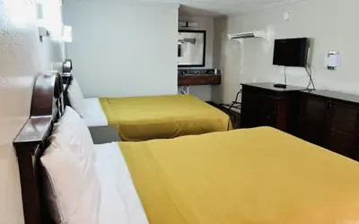 Cozy Garden Inn By OYO Hwy 40 Richmond