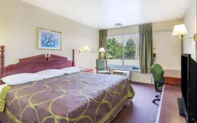 Ashland Studio Inn Richmond North near Kings Dominion -Listing Partner