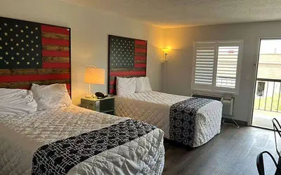 Super 8 by Wyndham Daleville/Fort Novosel