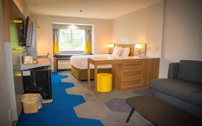 Microtel Inn & Suites by Wyndham Daphne