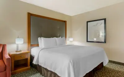 Best Western Plus Oak Harbor Hotel & Conference Center