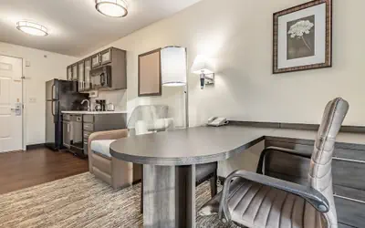 Candlewood Suites Lincoln by IHG