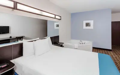 Microtel Inn and Suites Elkhart