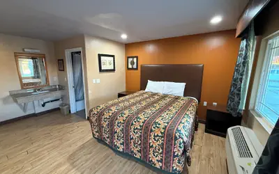 Rocky Inn Motel Long Beach, CA