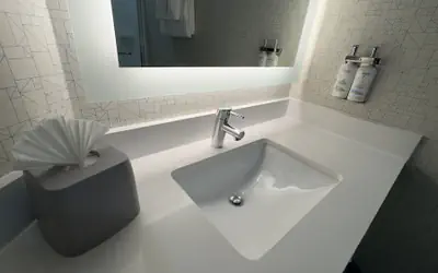 Holiday Inn Express Hotel & Suites Marina by IHG