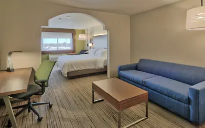 Holiday Express & Suites Portales by IHG