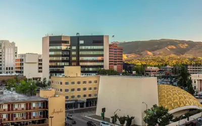 Renaissance Reno Downtown Hotel & Spa