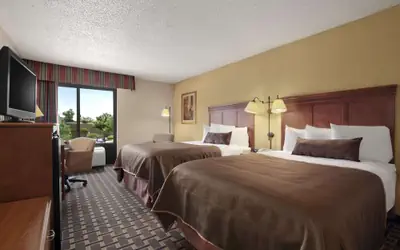 Baymont by Wyndham Lewisville