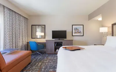 Hampton Inn & Suites West Des Moines/SW Mall Area