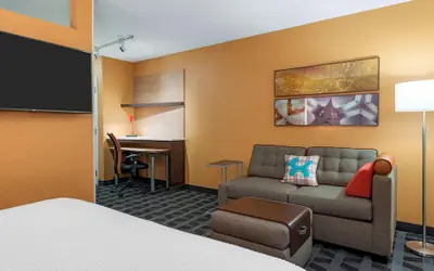 TownePlace Suites by Marriott Savannah Midtown