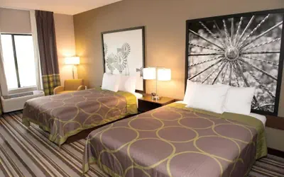 Super 8 by Wyndham Stanton