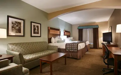 Best Western Plus Texarkana Inn and Suites