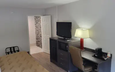 Quality Inn Forsyth near GA Public Safety Training Center