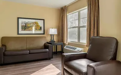 Baymont by Wyndham Auburn Hills South