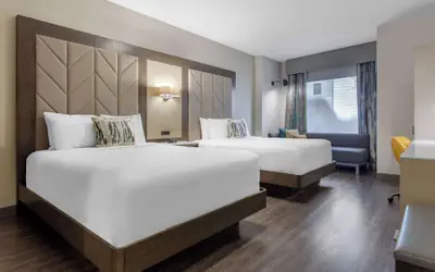 Cambria Hotel Philadelphia Downtown - Center City