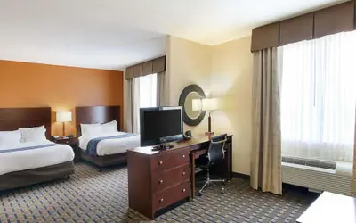 Comfort Suites Waxahachie - Dallas