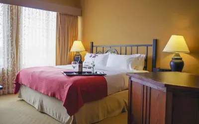 Holiday Inn Pewaukee - Milwaukee West by IHG