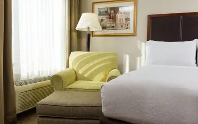 Holiday Inn Manchester Airport by IHG