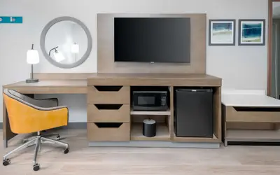 Hampton Inn Hartford Airport