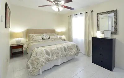 Hollywood by the Sea Hotel