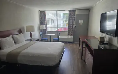 Motel 6 Raleigh, NC – Downtown South