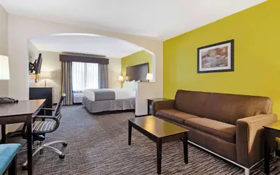 Best Western Magnolia Inn and Suites