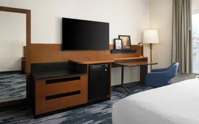 Fairfield Inn & Suites by Marriott Newark Liberty International Airport
