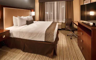 Best Western Plus Boardman Inn & Suites