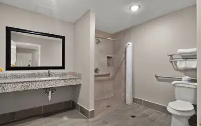 Econo Lodge Inn & Suites Laredo - Nuevo Laredo