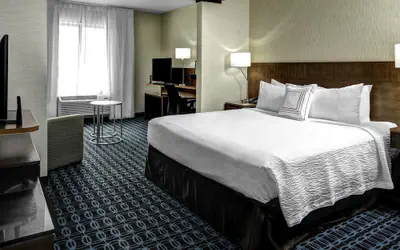 Fairfield Inn & Suites by Marriott Lansing at Eastwood