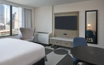 Sheraton Pittsburgh Hotel at Station Square