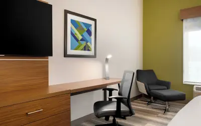 Holiday Inn Express & Suites - Dalton - Walnut Ave by IHG