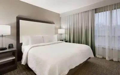 Embassy Suites Newark - Wilmington/South