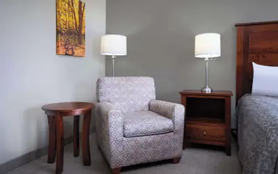 Green Mill Village Hotel & Suites, BW Signature Collection