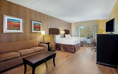 La Quinta Inn & Suites Bel Air I-95 Exit 77A