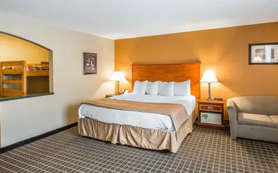 Quality Inn & Suites On The River