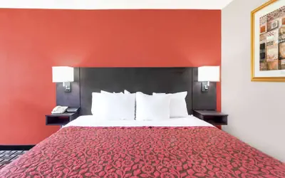 Days Inn by Wyndham Cullman